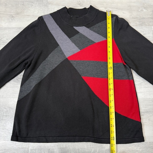 Black and Red Colorblock Sweater with Geometric Design and Mockneck - Picture 8 of 14